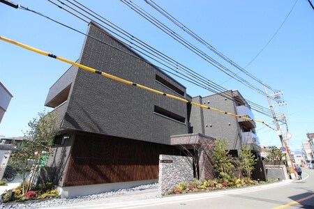 シャーメゾン豊中外観写真