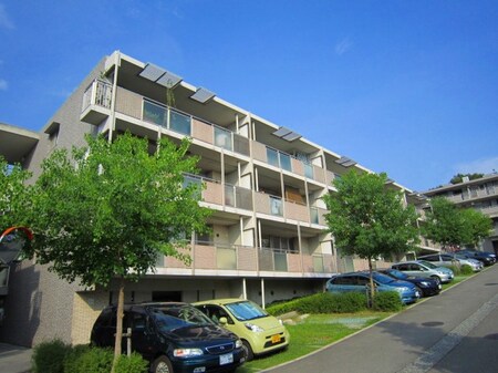 ﾛ-ﾚﾙｽｸｴｱ豊中緑丘9番館(206)外観写真