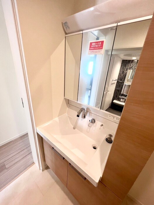 物件内観写真12　(洗面)