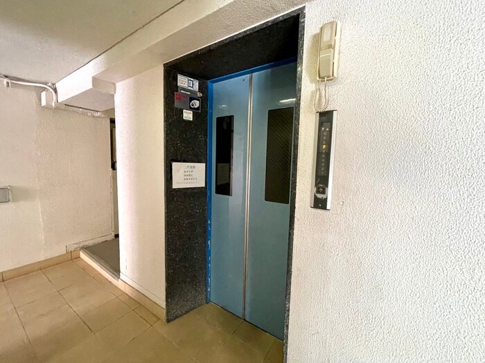 物件外観写真6　(建物設備)