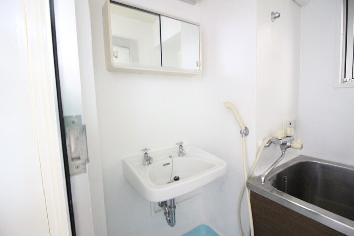 物件内観写真12　(洗面)