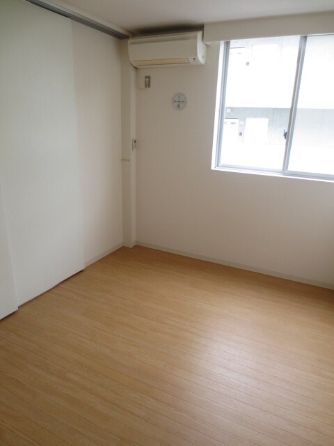 物件内観写真16　(居室)