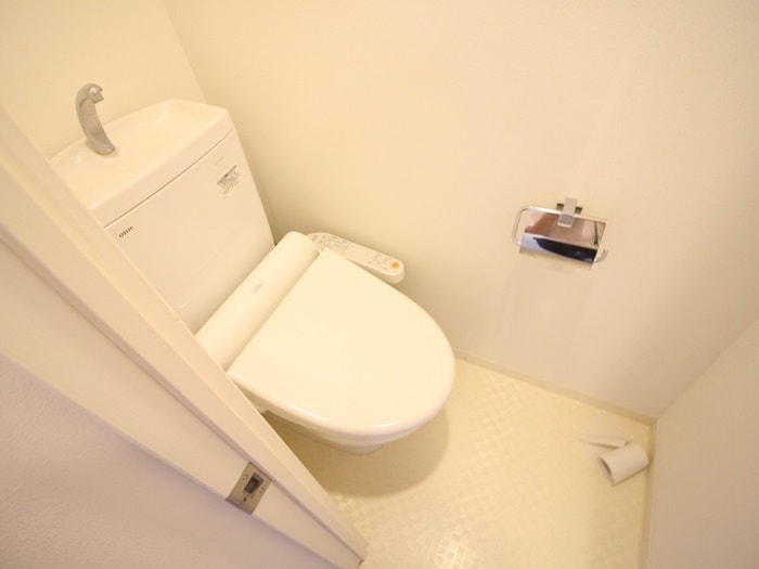 物件内観写真11　(トイレ)