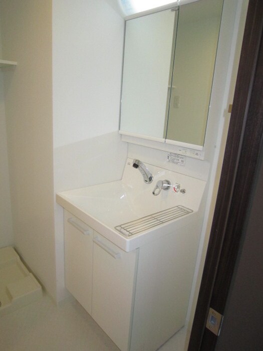 物件内観写真12　(洗面)