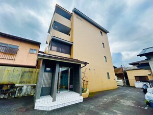 ヴェルキュ－ブ石雲外観写真