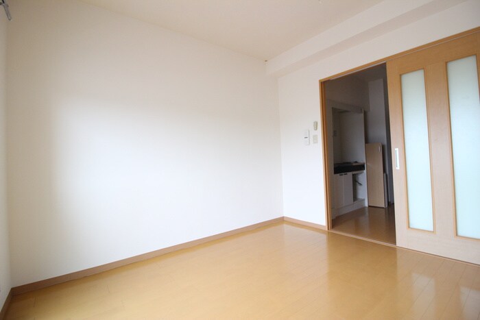 物件内観写真5　(居室)