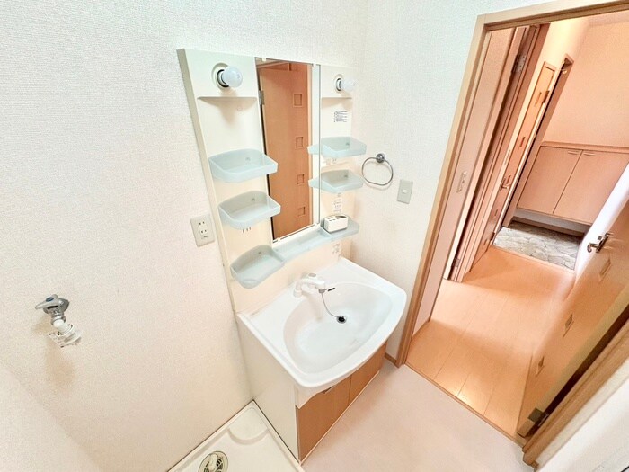 物件内観写真10　(洗面)