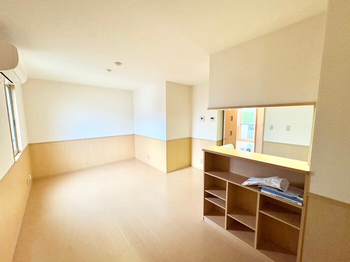 物件内観写真12　(居室)