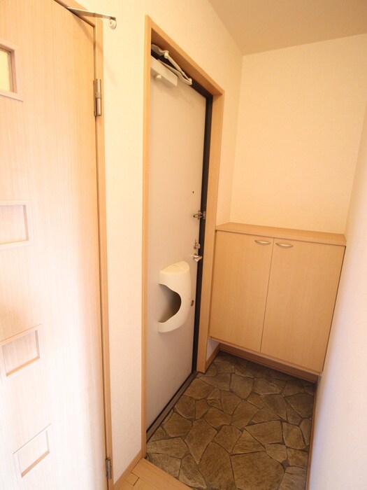 物件内観写真19　(玄関)