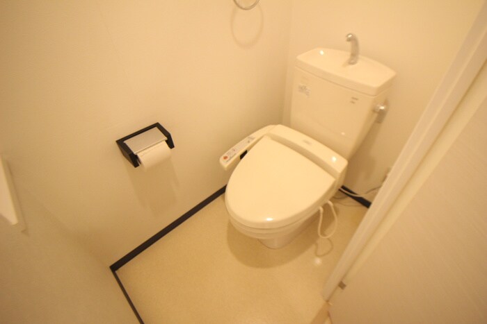 物件内観写真14　(トイレ)