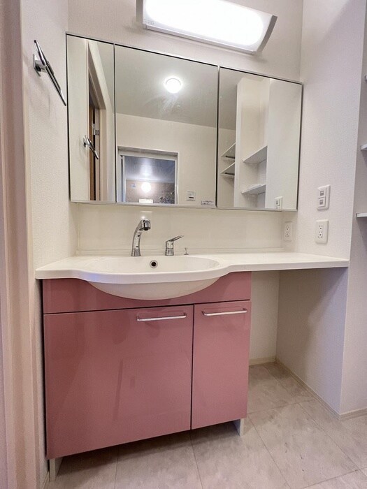 物件内観写真9　(洗面)