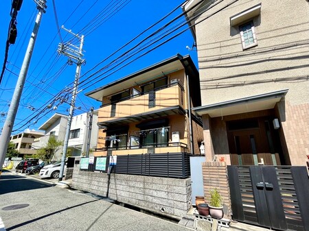 吉田ドミ－ル外観写真