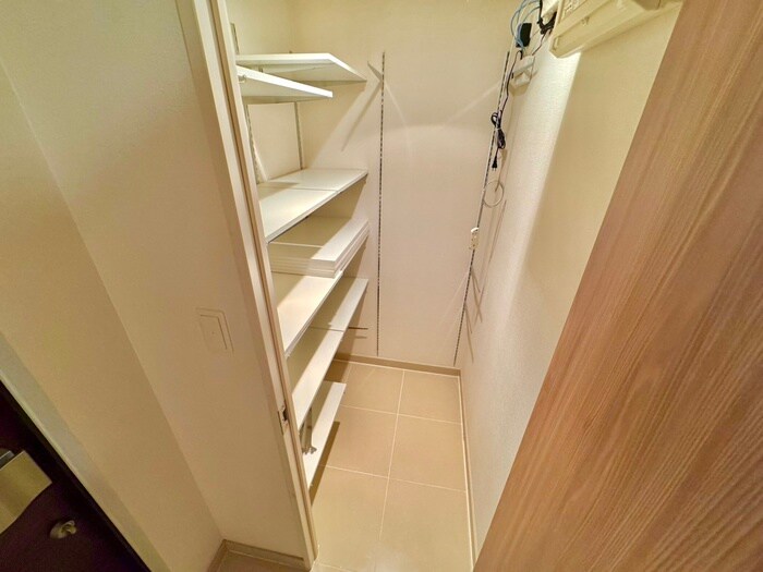 物件内観写真14　(靴箱)