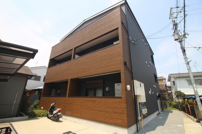 物件外観写真4　(外観写真)