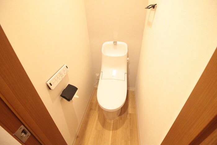 物件内観写真10　(トイレ)