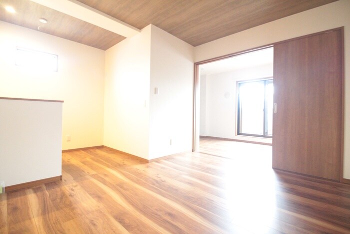 物件内観写真12　(居室)