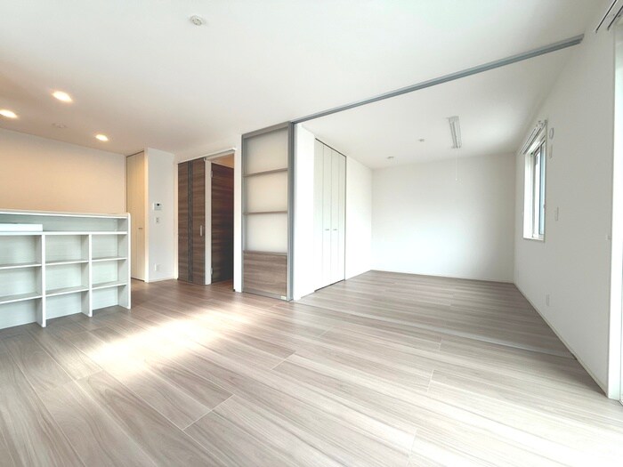 物件内観写真7　(居室)