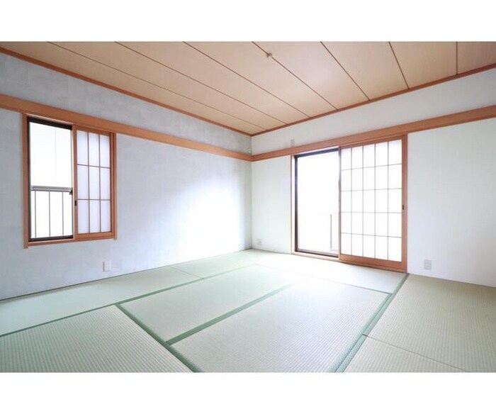 物件内観写真9　(居室)