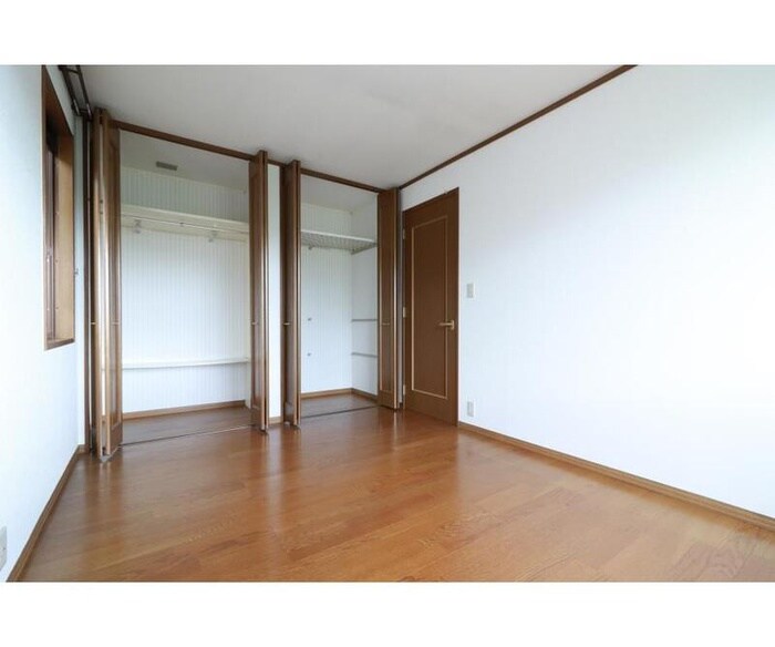 物件内観写真10　(収納)