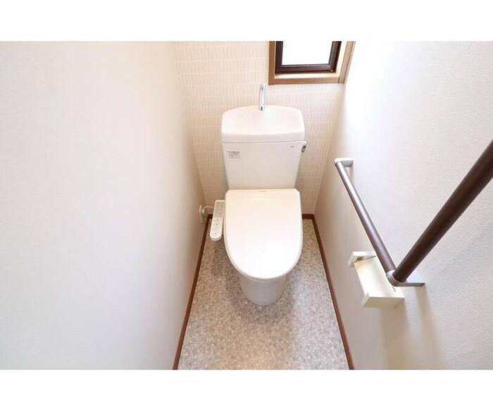 物件内観写真14　(トイレ)