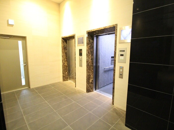 物件外観写真6　(建物設備)