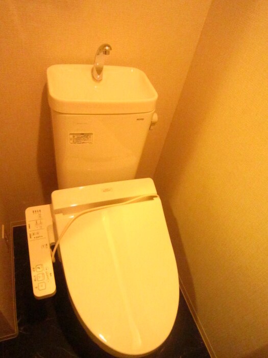 物件内観写真11　(トイレ)