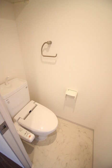 物件内観写真10　(トイレ)