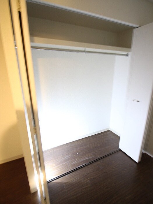物件内観写真15　(収納)