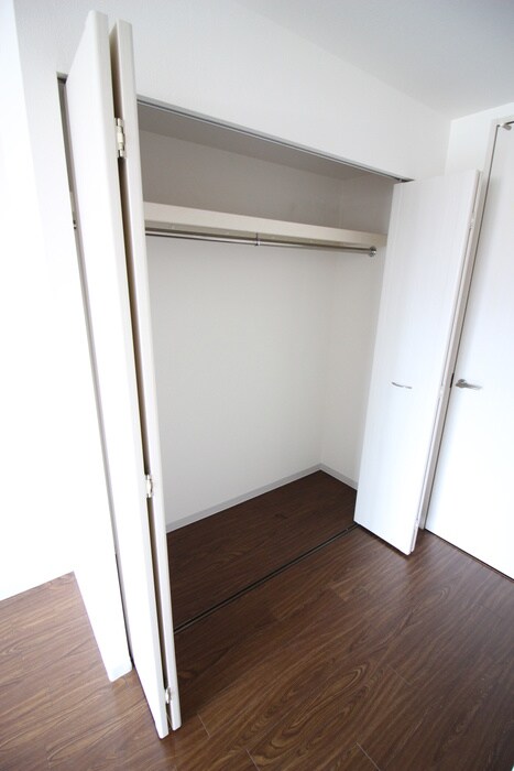 物件内観写真16　(収納)