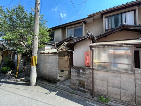 細見様龍安寺西ノ川町連棟貸家外観写真