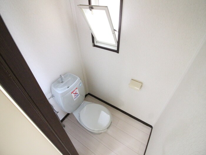 物件内観写真9　(トイレ)