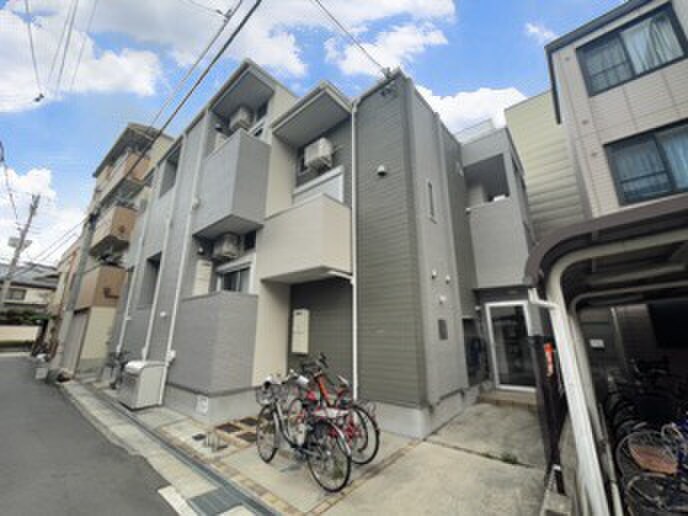 物件外観写真1　(外観写真)