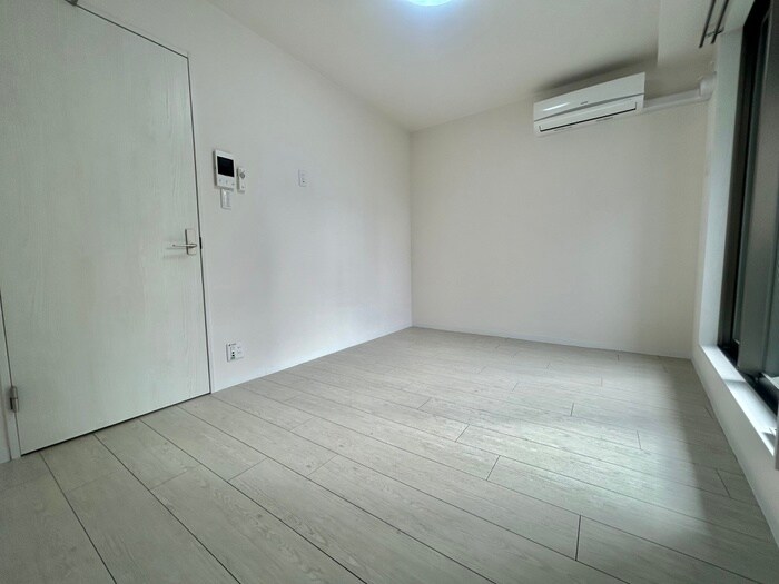 物件内観写真11　(居室)