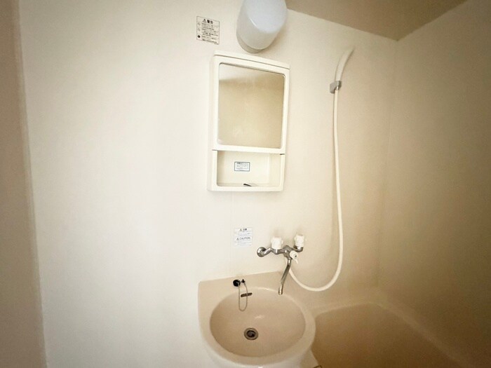 物件内観写真11　(洗面)