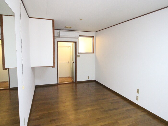 物件内観写真11　(居室)