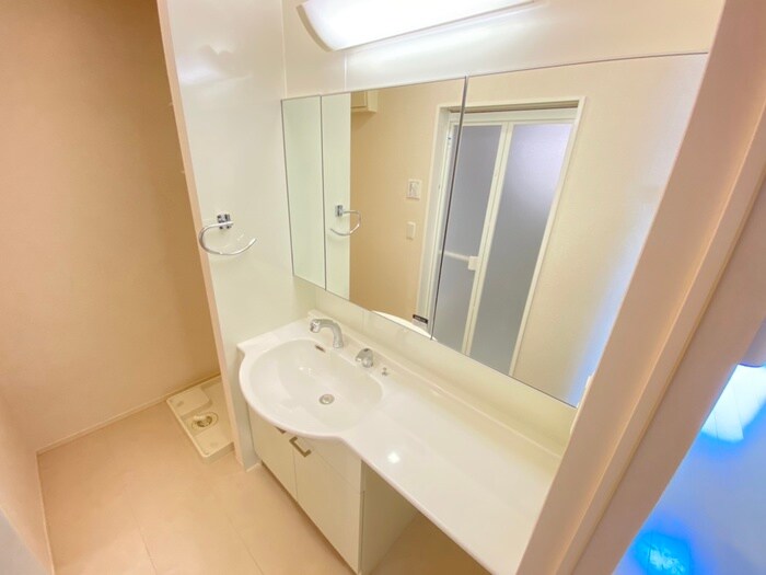 物件内観写真13　(洗面)