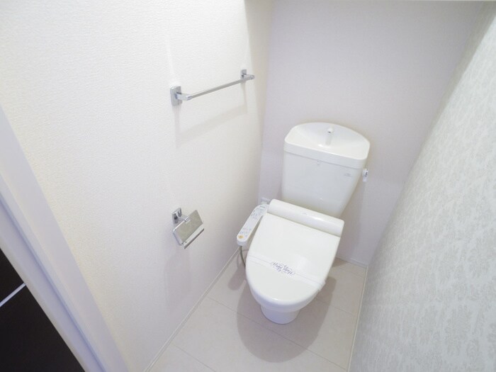 物件内観写真15　(トイレ)