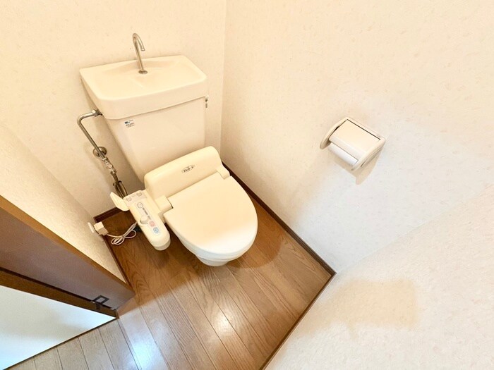 物件内観写真14　(トイレ)