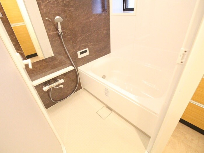 物件内観写真8　(バス／シャワールーム等)