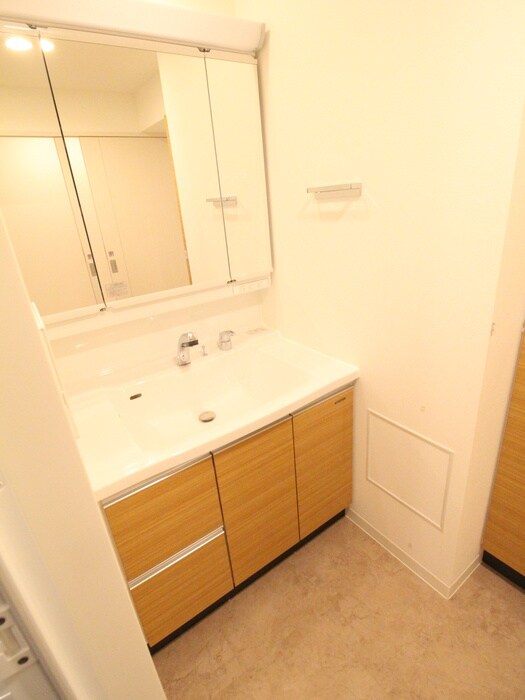 物件内観写真10　(洗面)