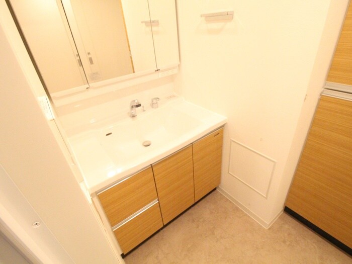 物件内観写真10　(洗面)