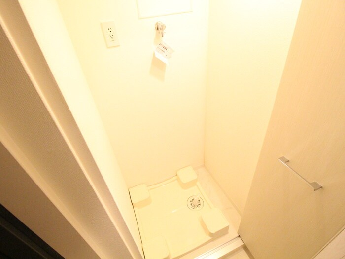 物件内観写真13　(洗面)