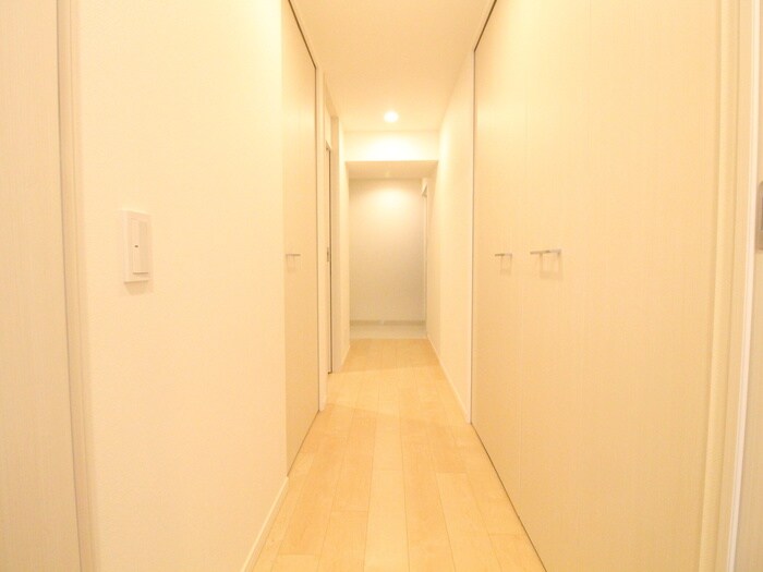 物件内観写真19　(廊下)