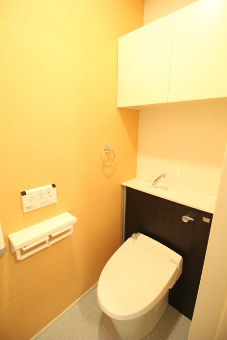 物件内観写真16　(トイレ)