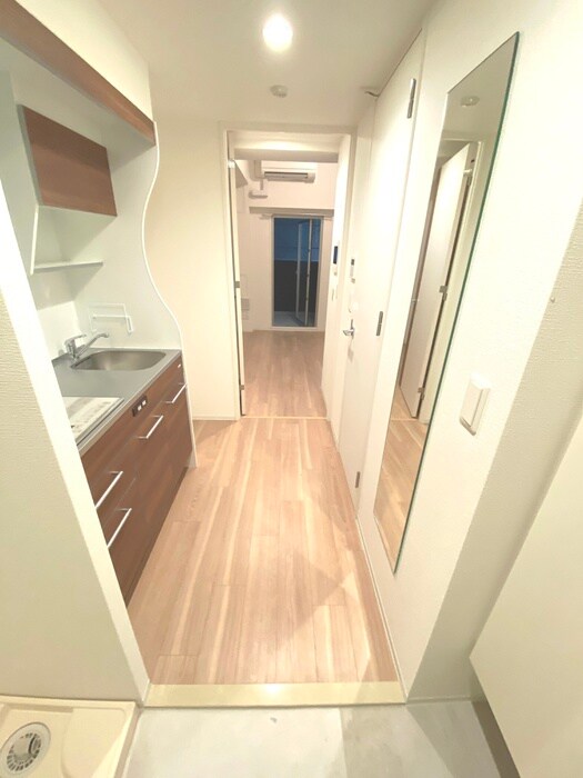 物件内観写真18　(廊下)