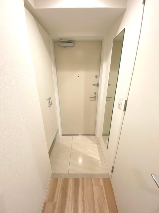 物件内観写真19　(玄関)