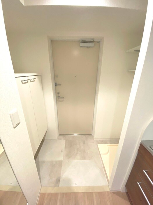 物件内観写真19　(玄関)