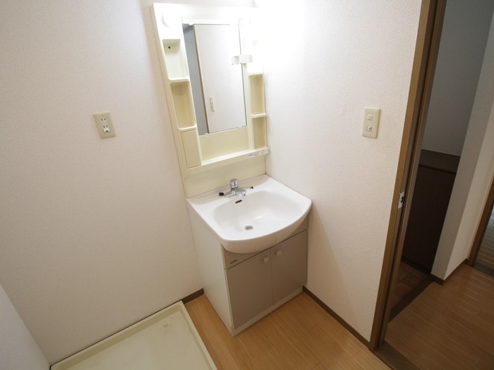 物件内観写真11　(洗面)