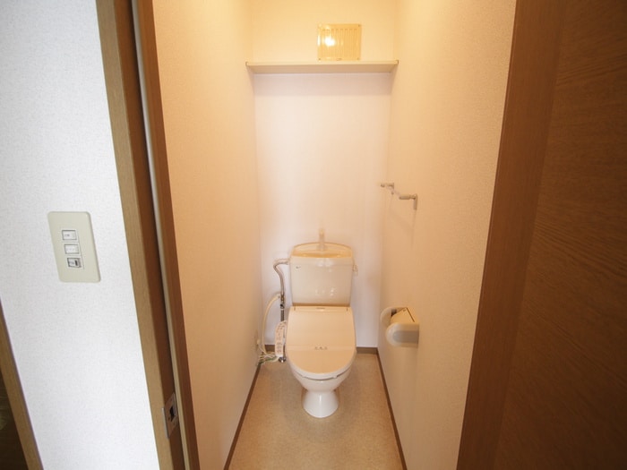 物件内観写真12　(トイレ)