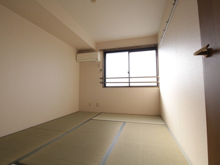 物件内観写真20　(居室)